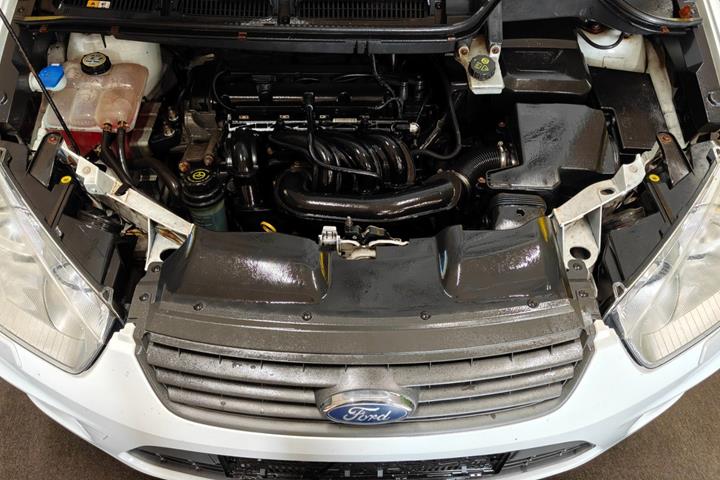 undefined Ford C-MAX fra 2008