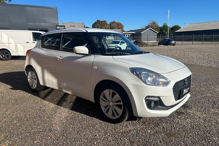 Hvid Suzuki Swift fra 2020