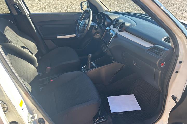 Hvid Suzuki Swift fra 2020