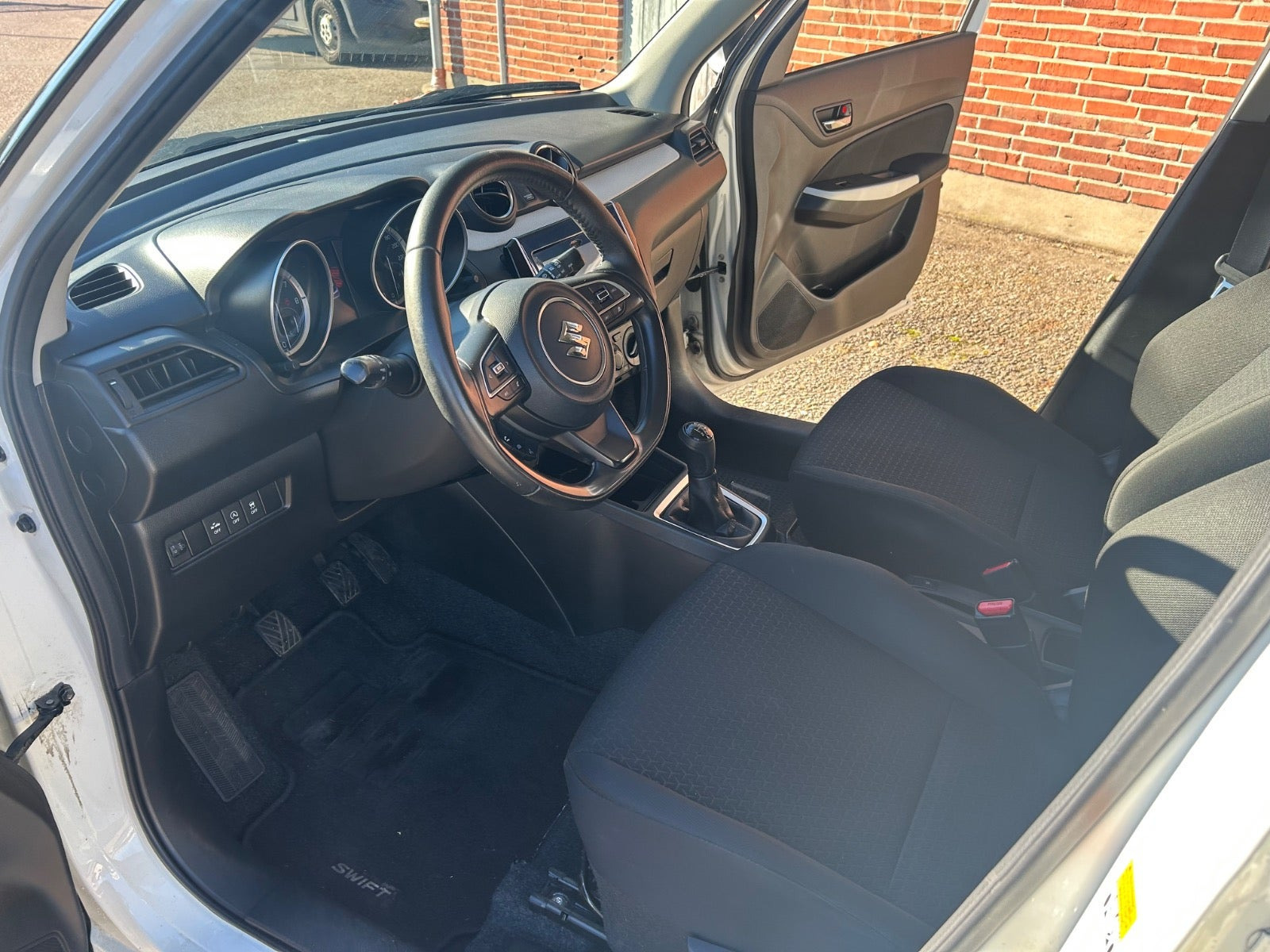 Hvid Suzuki Swift fra 2020