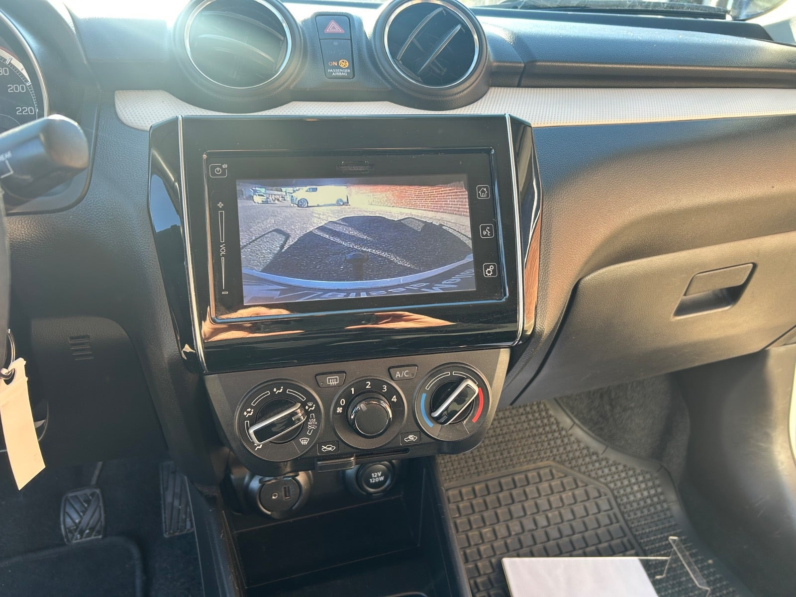 Hvid Suzuki Swift fra 2020