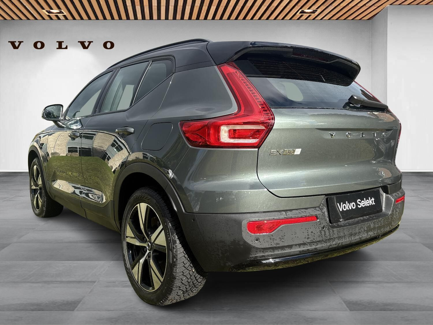 Grøn Volvo EX40 fra 2026