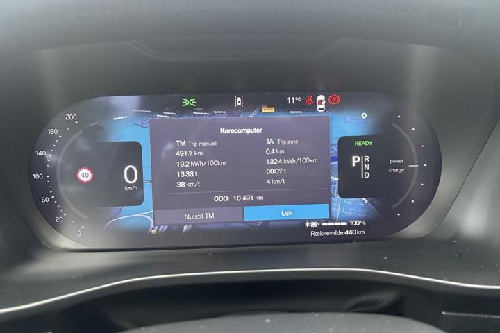Grøn Volvo EX40 fra 2026