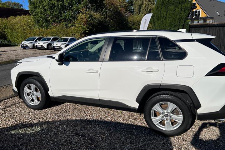 undefined Toyota RAV4 fra 2019