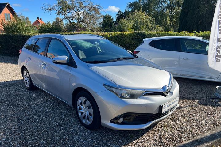 undefined Toyota Auris fra 2013