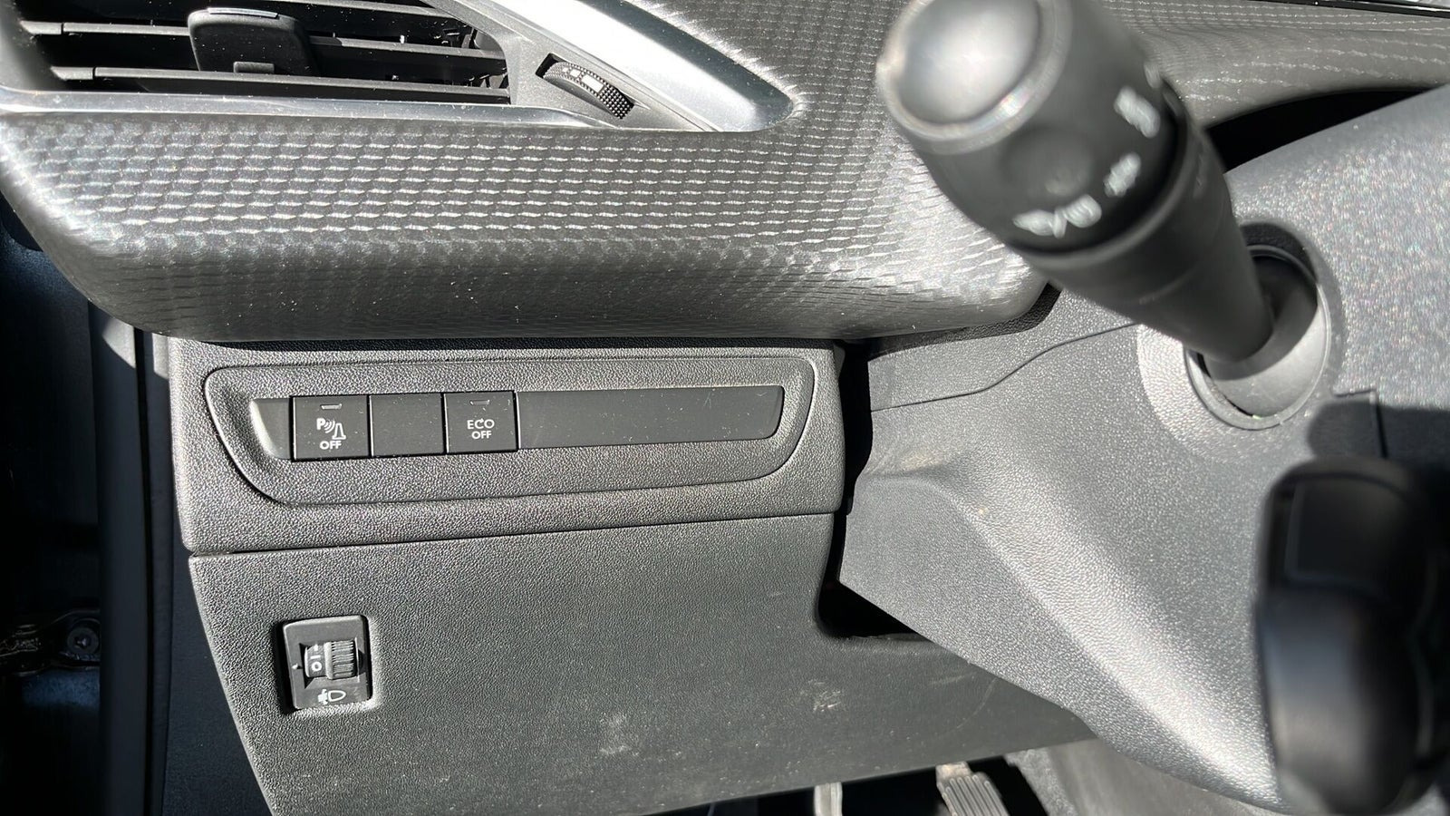 Sort Peugeot 208 fra 2020