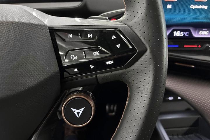 Sort Cupra Tavascan fra 2025