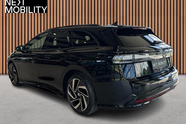 Sort VW ID.7 fra 2025