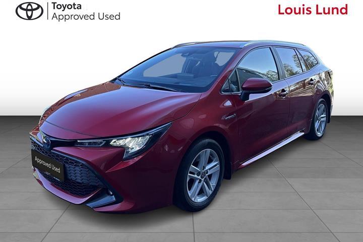 Rød Toyota Corolla fra 2021