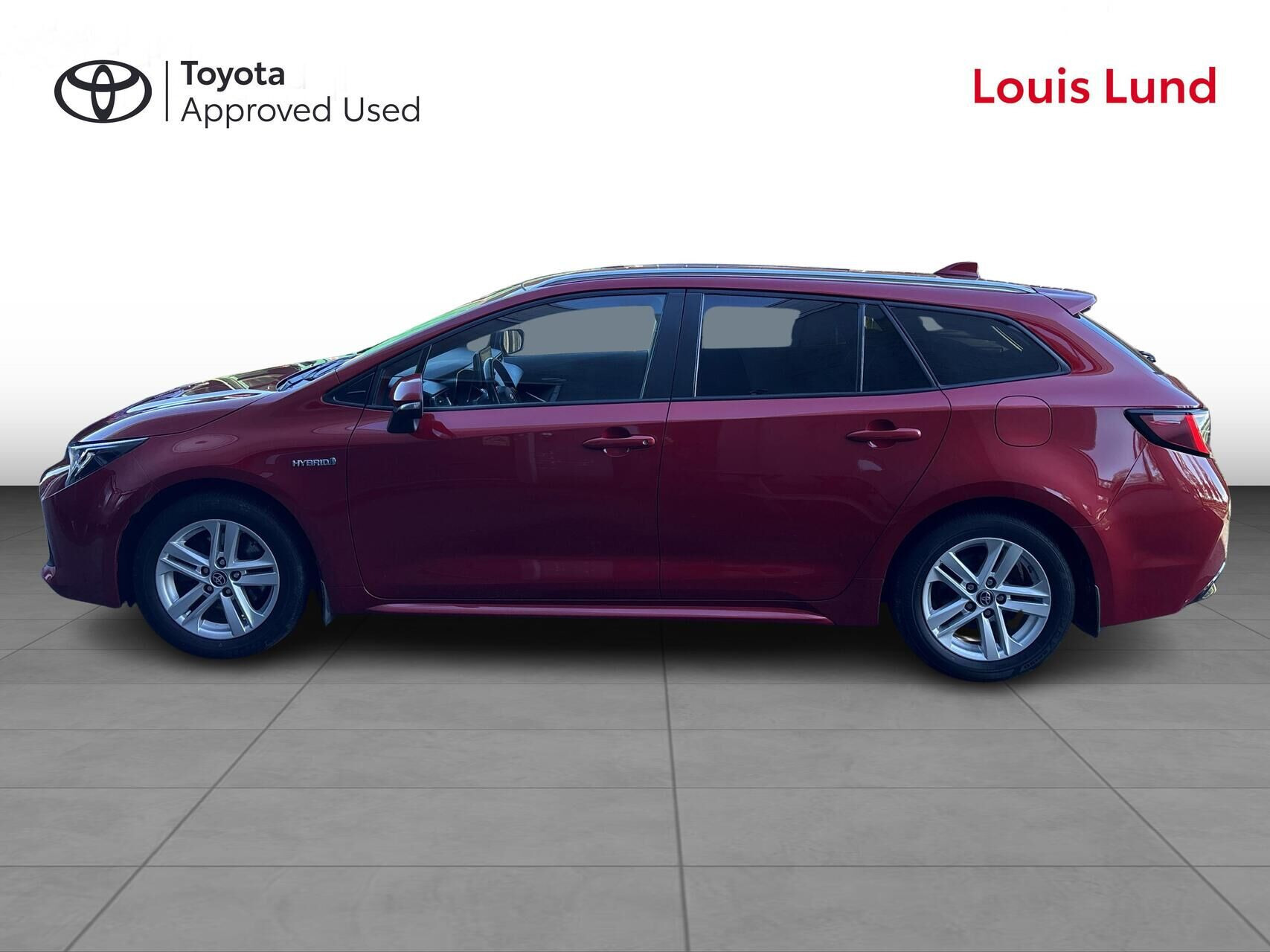 Rød Toyota Corolla fra 2021