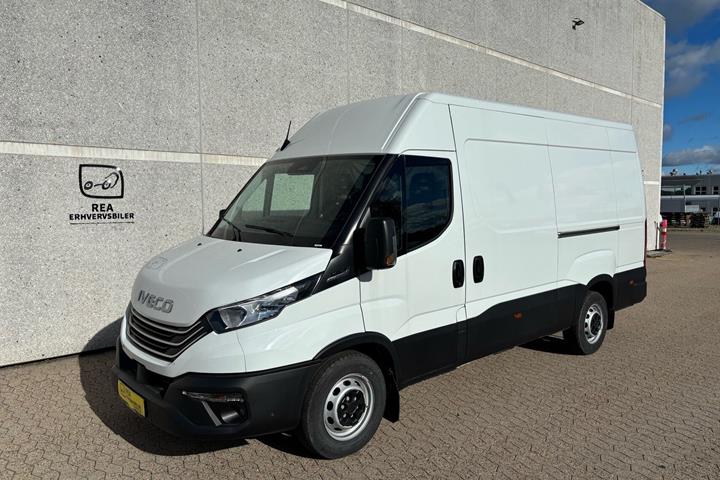 Hvid Iveco Daily fra 2026