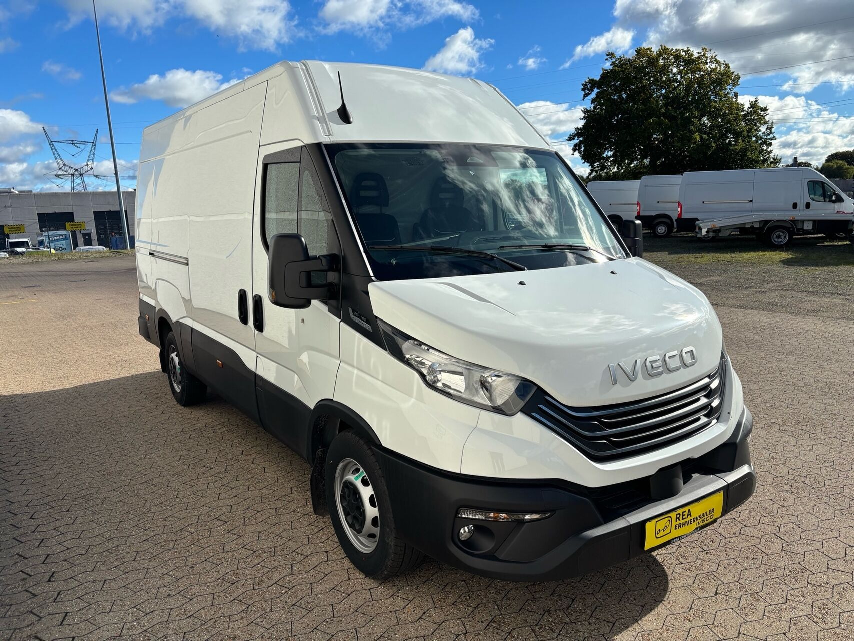 Hvid Iveco Daily fra 2026
