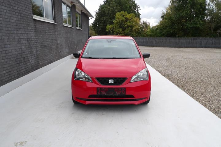 Rød Seat Mii fra 2016