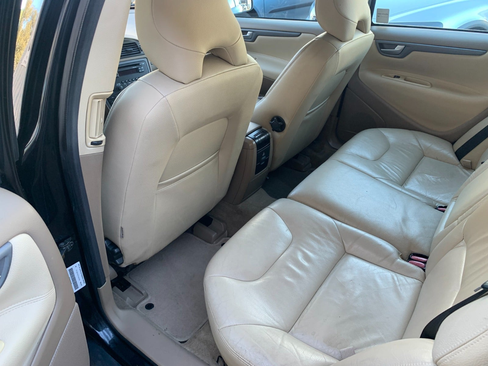 Sort Volvo V70 fra 2004