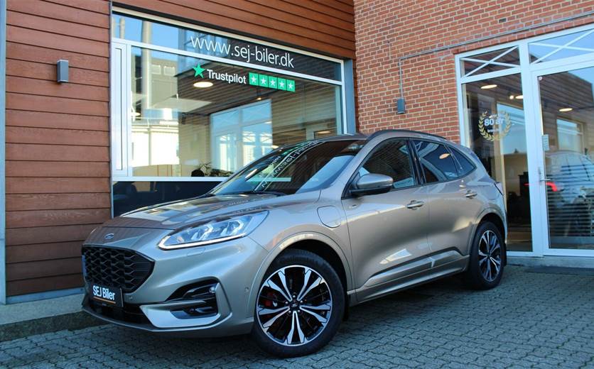 Ford Kuga 2,5 PHEV ST-Line X CVT