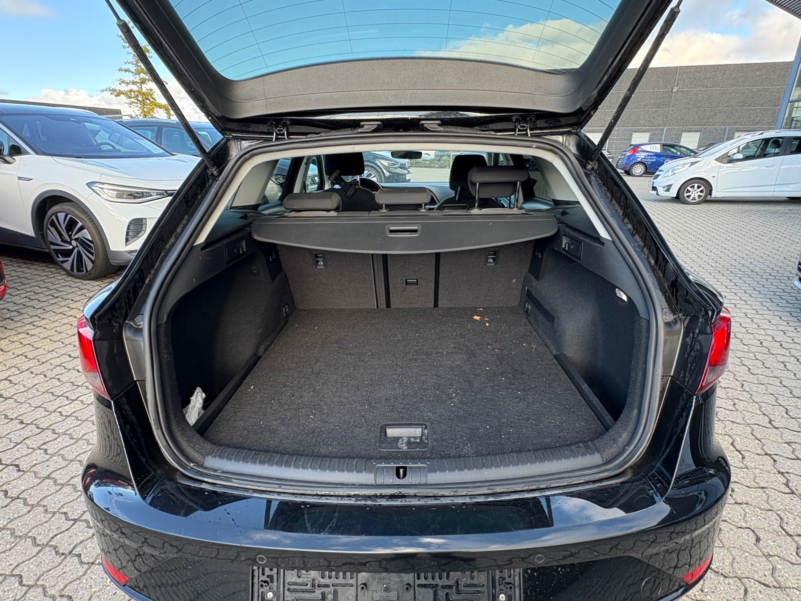 Sort Seat Leon fra 2020