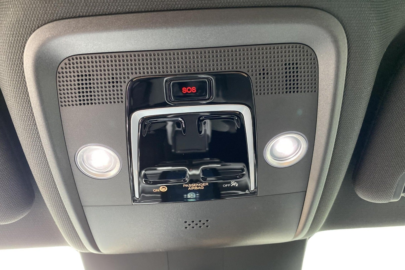Hvid BYD Dolphin Surf fra 2025