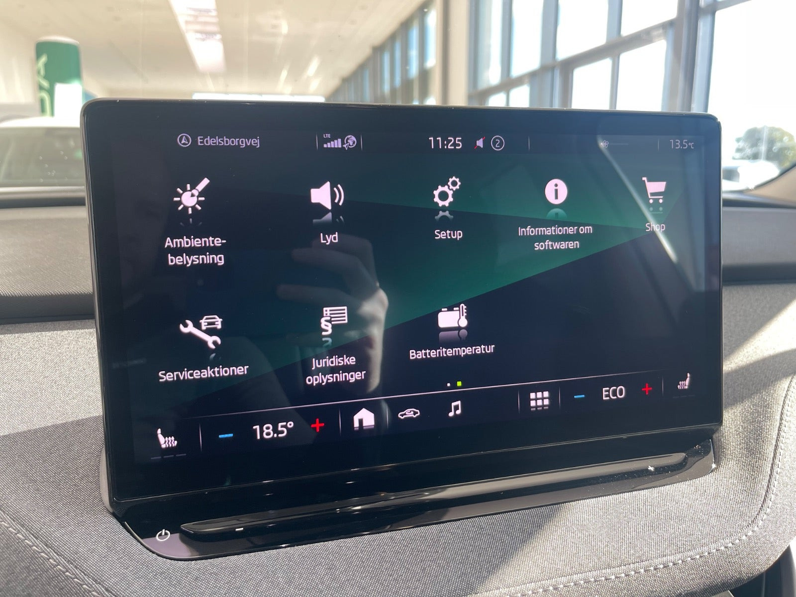 Sølv Skoda Enyaq fra 2021