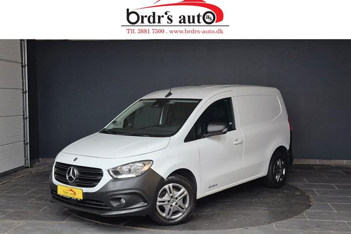 Hvid Mercedes Citan 110 fra 2022