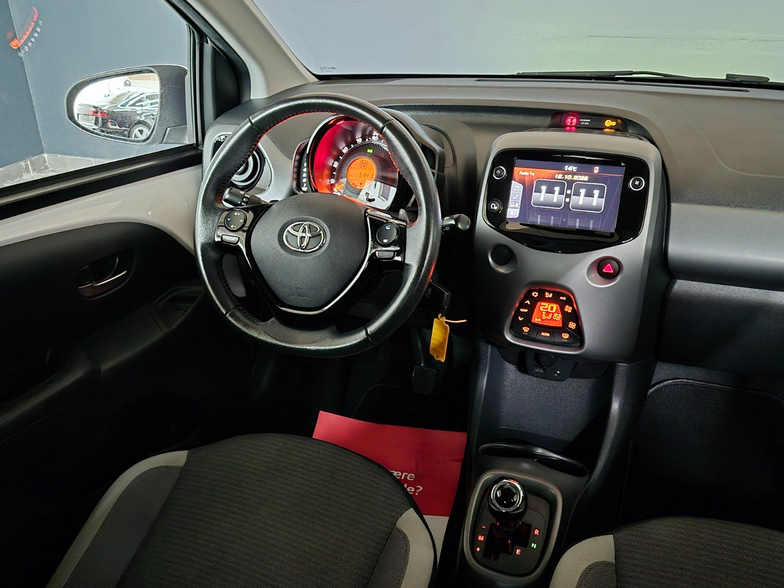 Hvid Toyota Aygo fra 2021