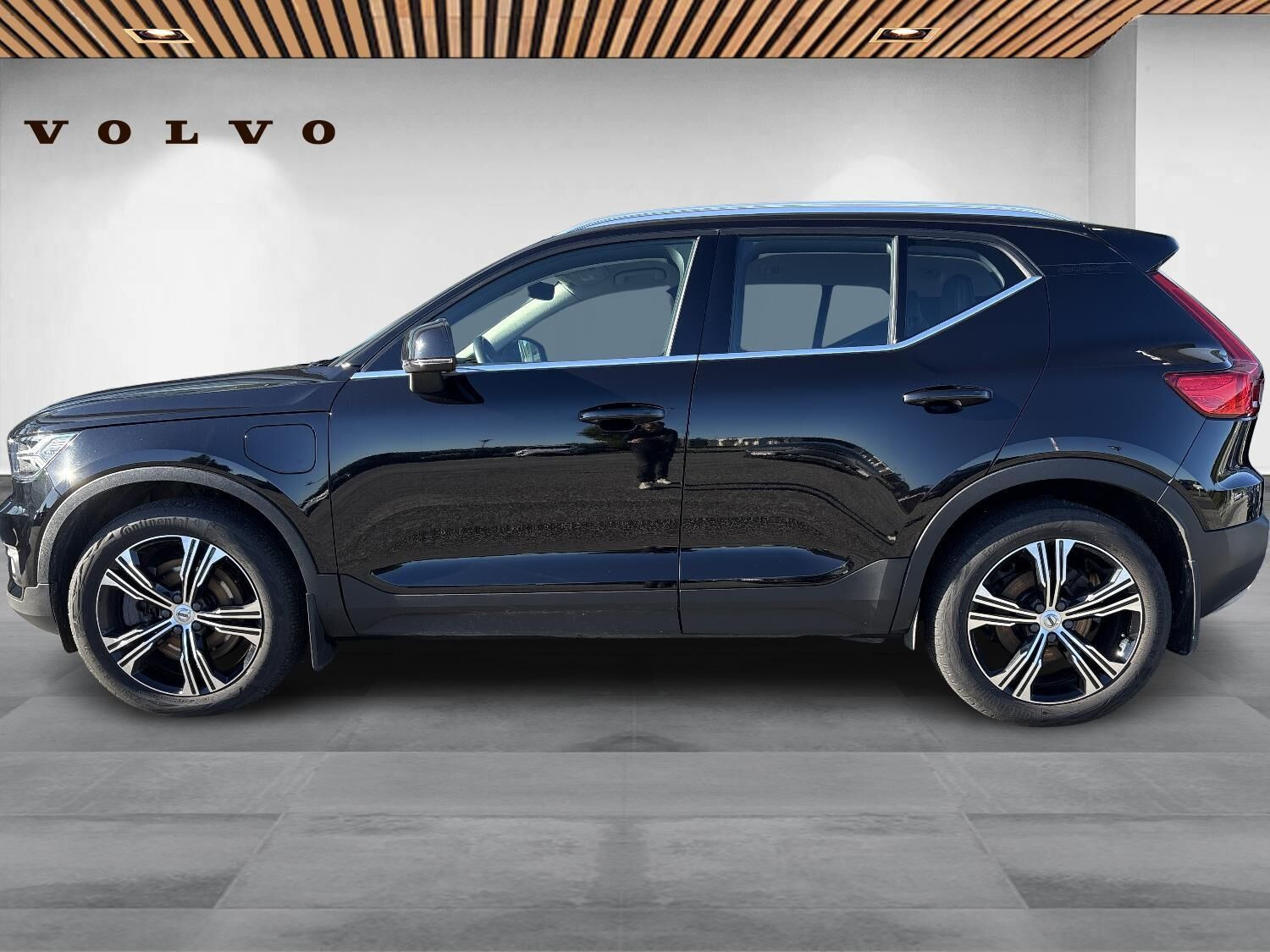 Sort Volvo XC40 fra 2021