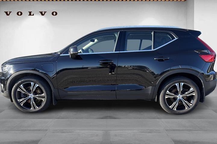 Sort Volvo XC40 fra 2021