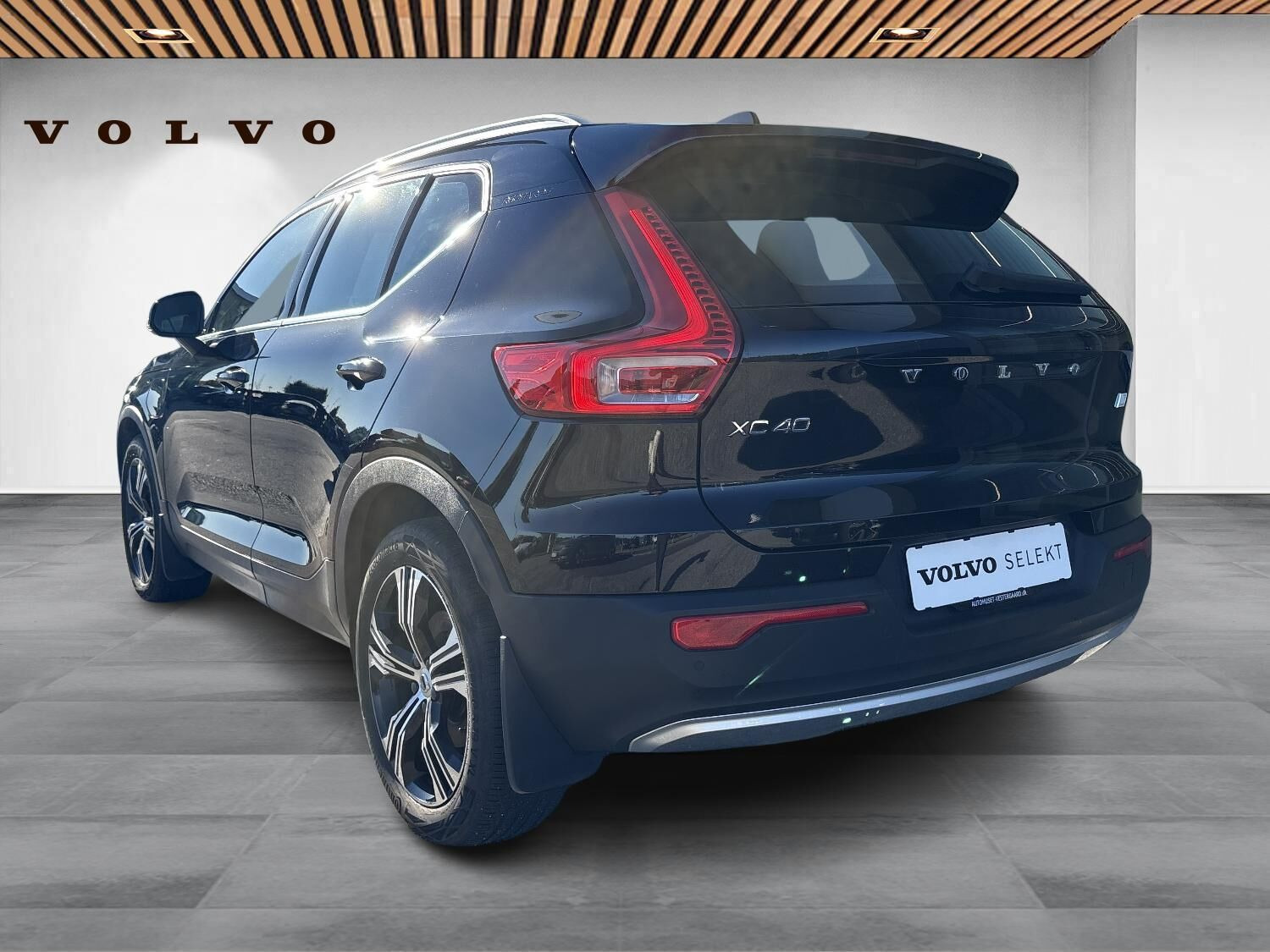 Sort Volvo XC40 fra 2021