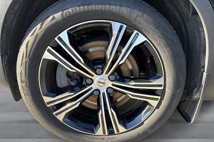 Sort Volvo XC40 fra 2021