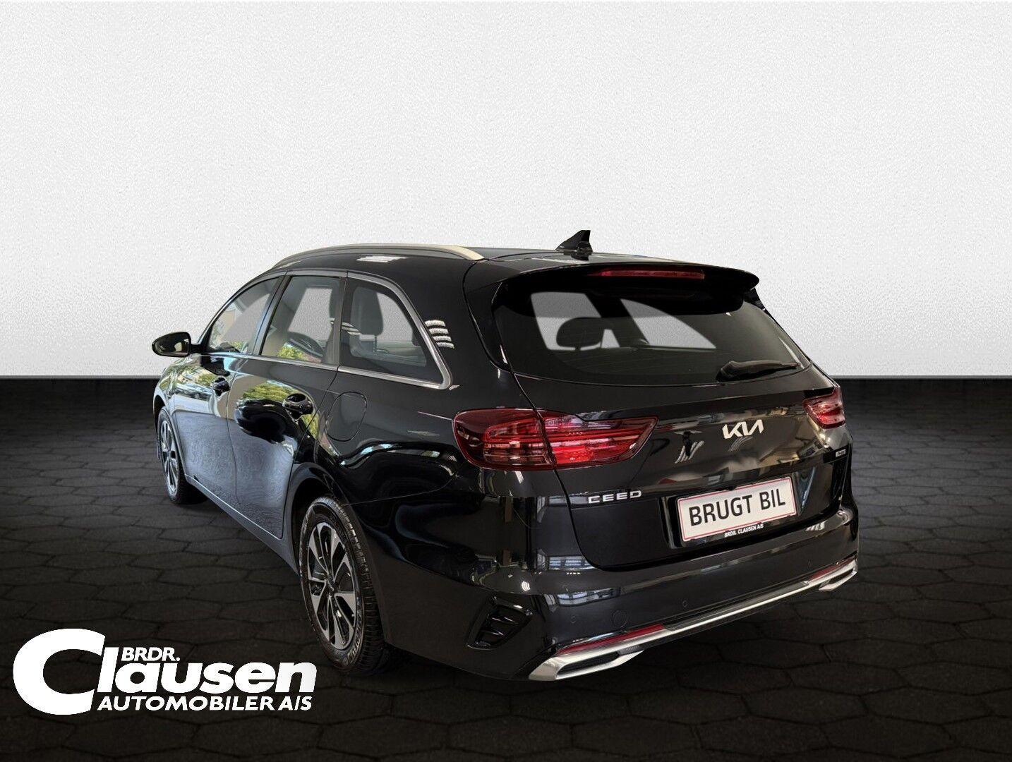 Sort Kia Ceed fra 2023