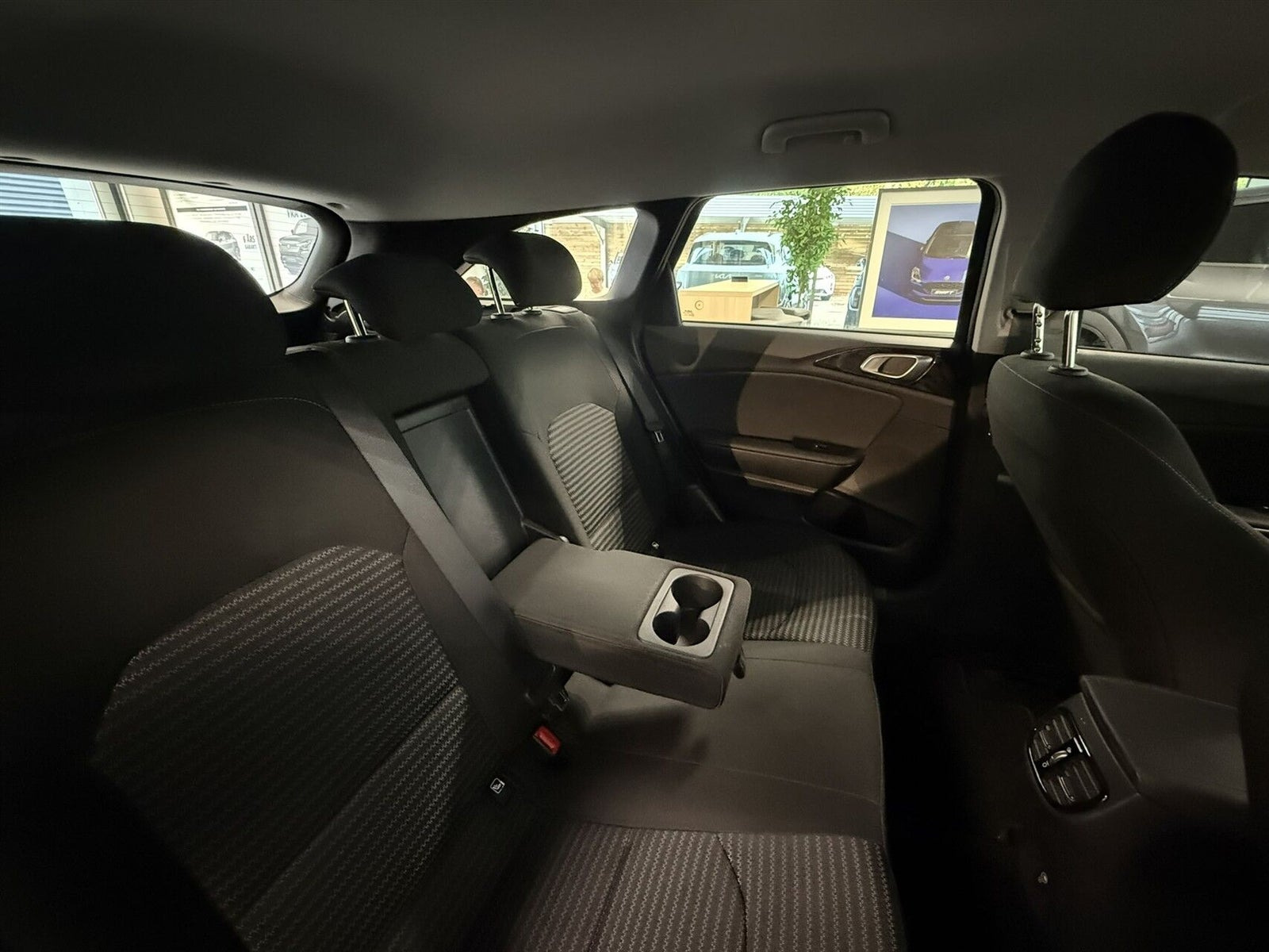 Sort Kia Ceed fra 2023