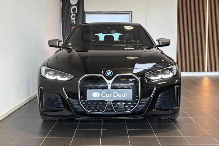 Sort BMW i4 fra 2022