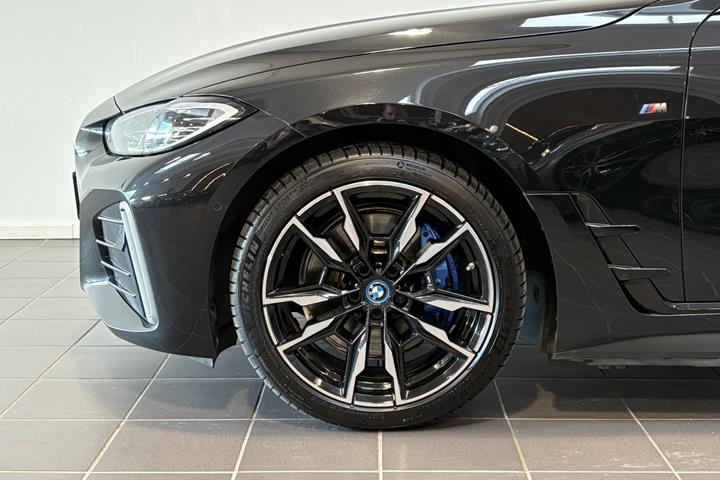 Sort BMW i4 fra 2022