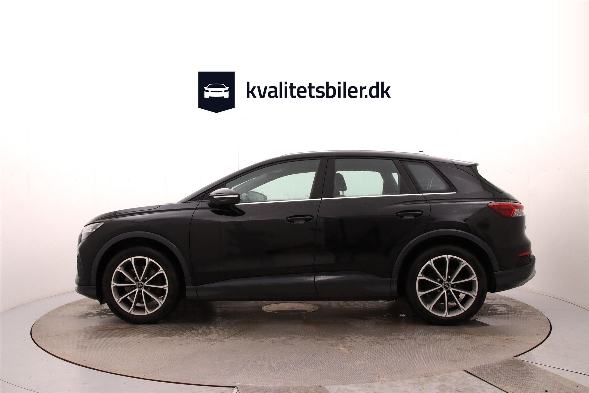 Sort Audi Q4 fra 2023
