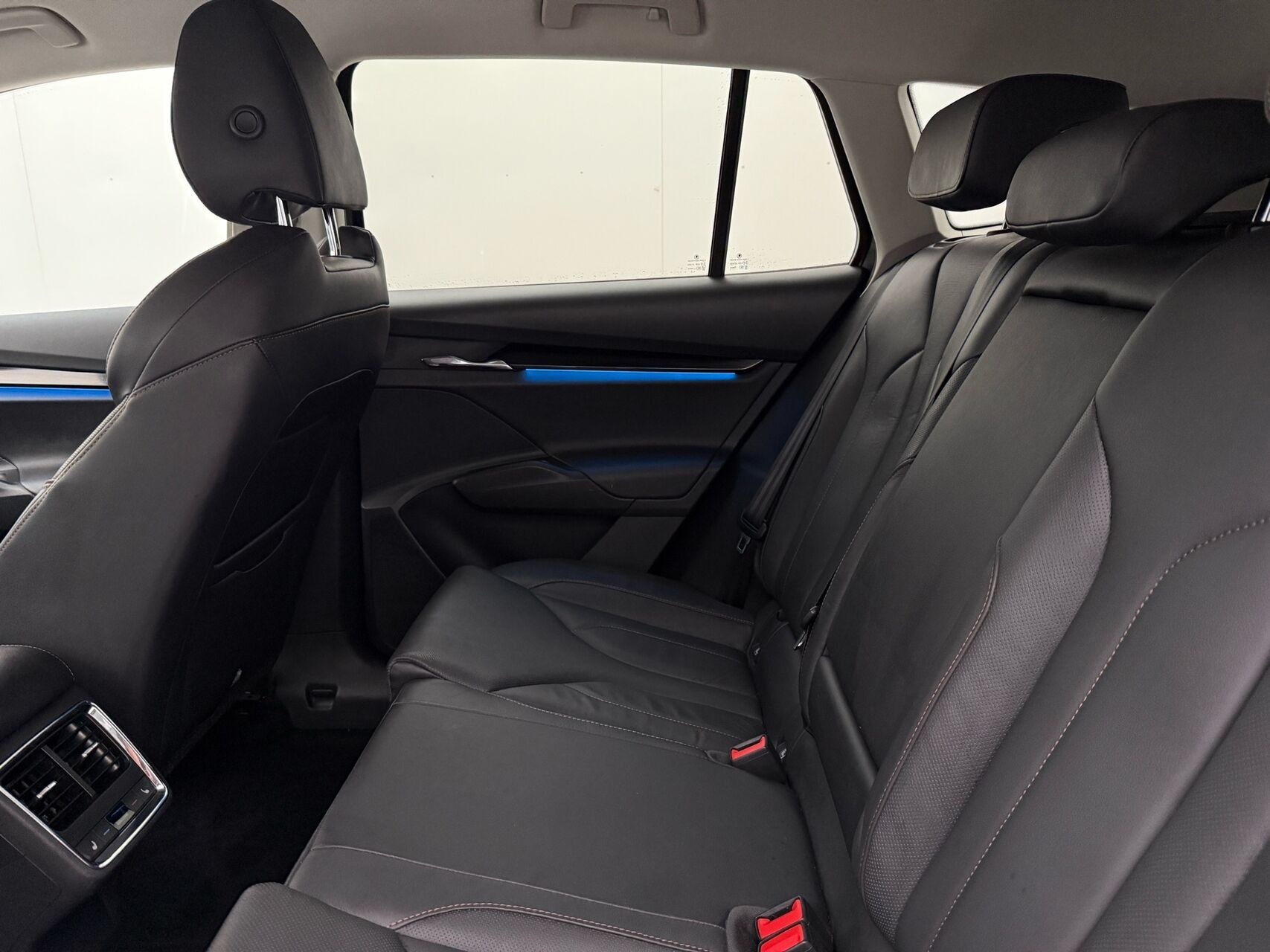 Sort Skoda Enyaq fra 2021