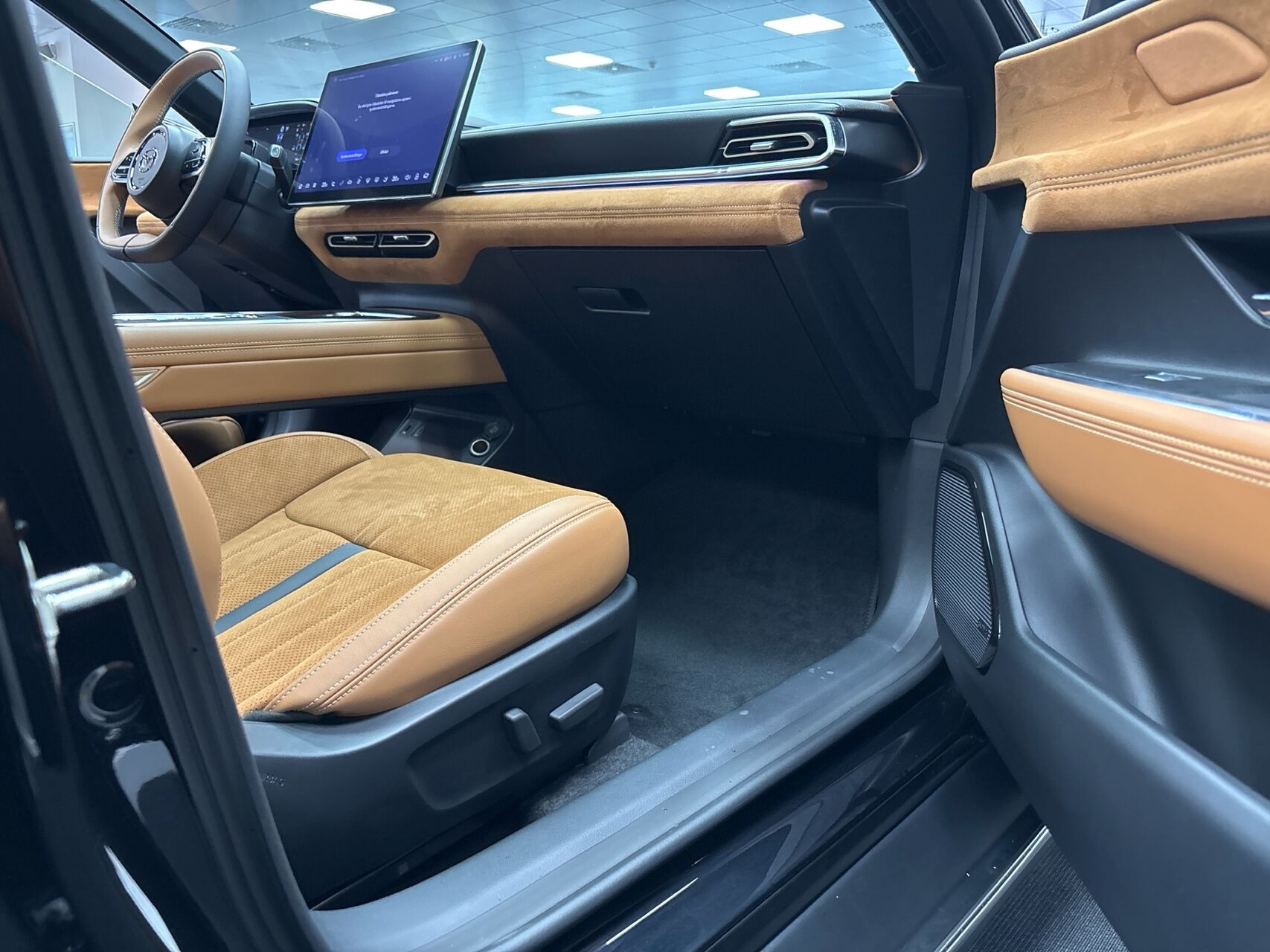 Sort Mazda 6e fra 2026
