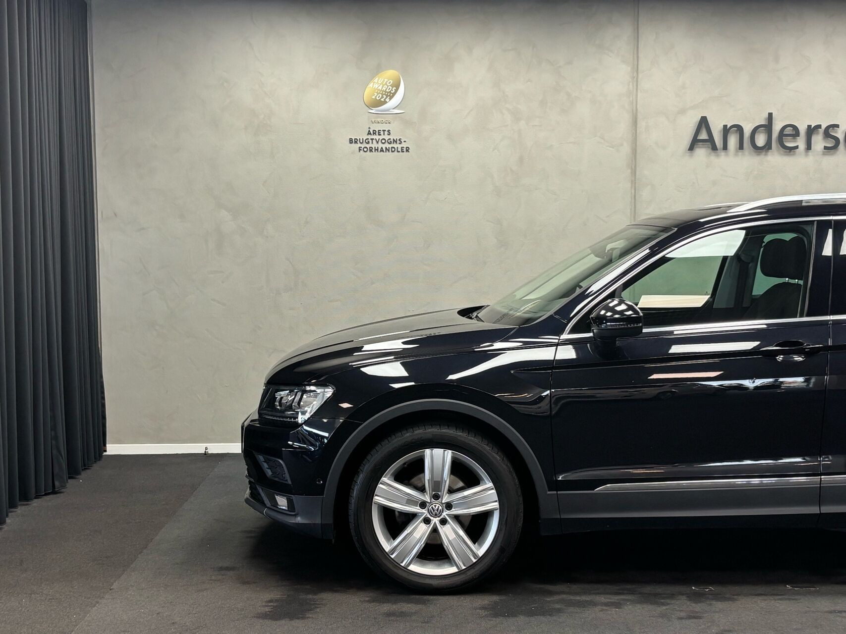 Sort VW Tiguan fra 2020