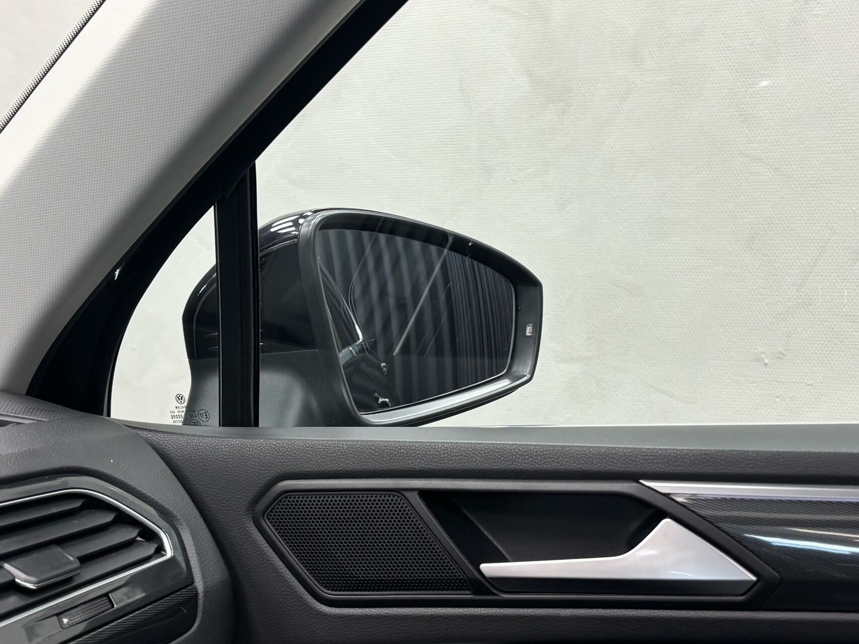 Sort VW Tiguan fra 2020