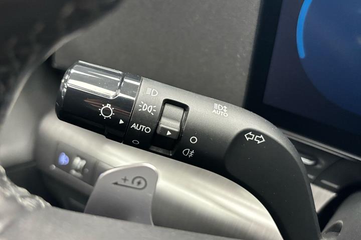 Hvid Hyundai Kona fra 2024