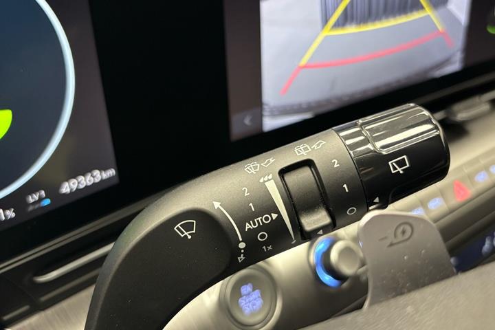 Hvid Hyundai Kona fra 2024