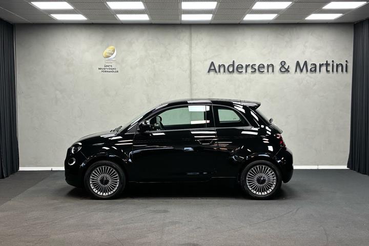 Sort Fiat 500e fra 2023