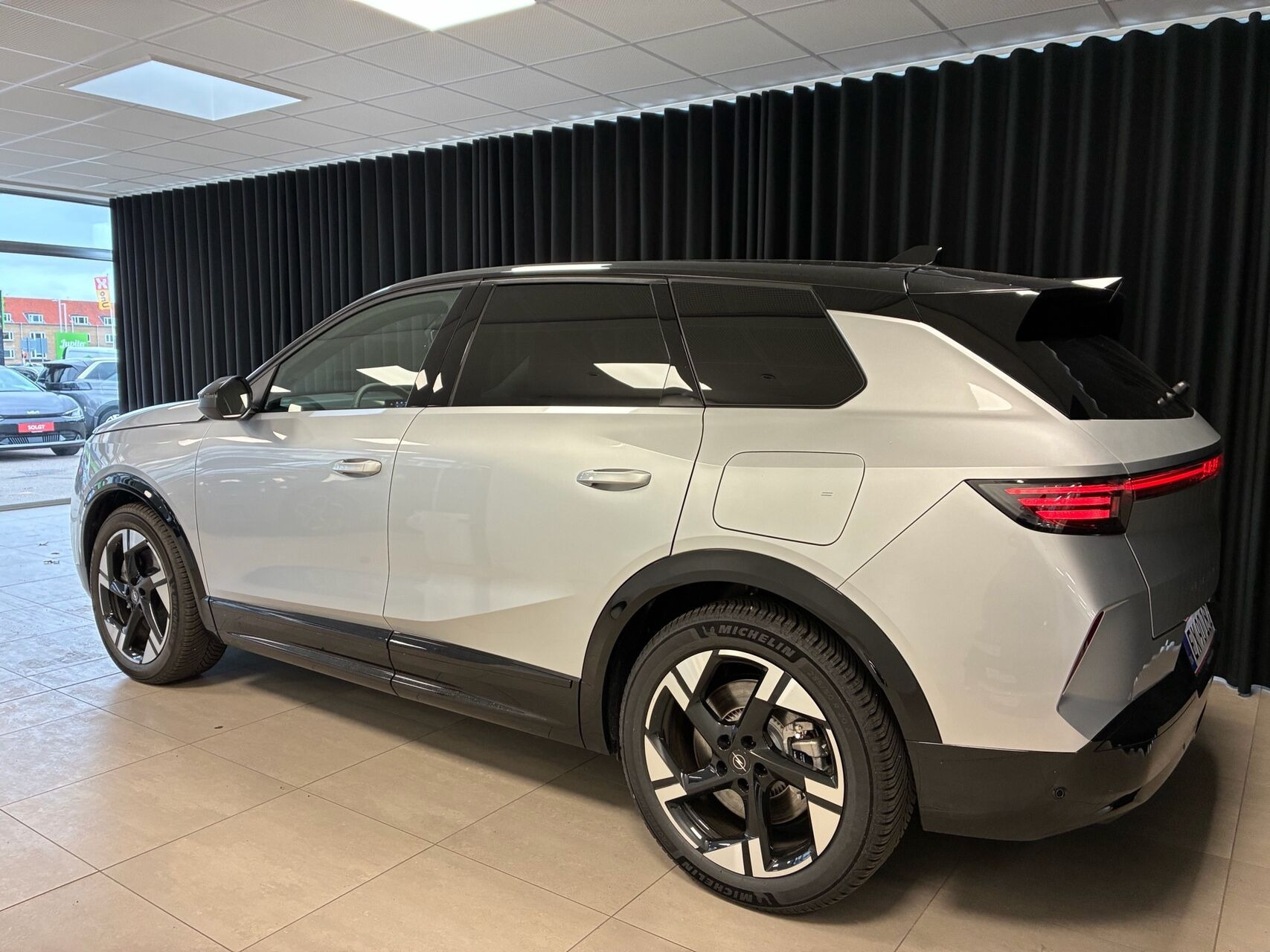 Sølv Opel Grandland fra 2026