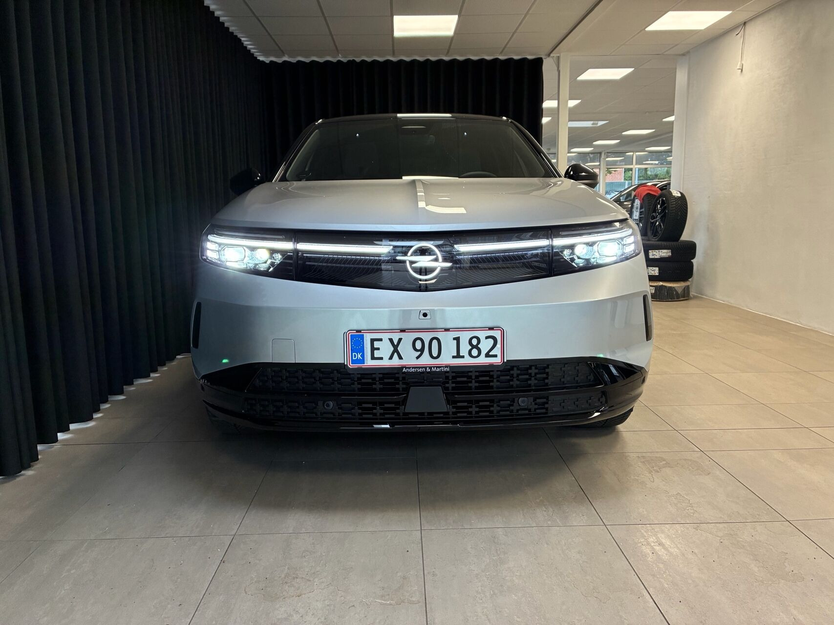 Sølv Opel Grandland fra 2026