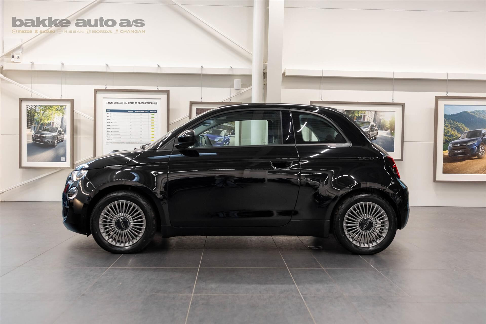 Sort Fiat 500e fra 2023
