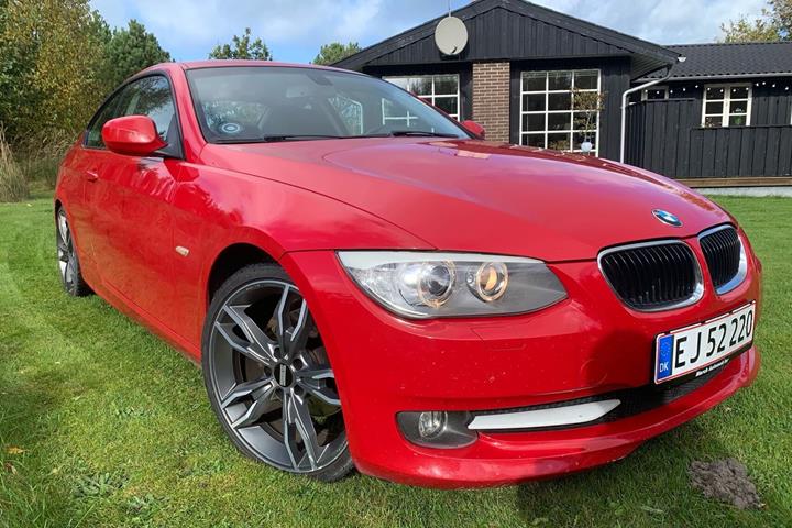 undefined BMW 320d fra 2011