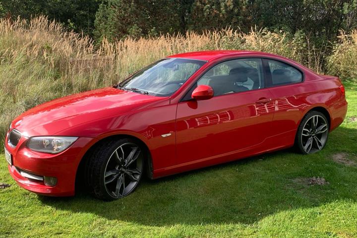 undefined BMW 320d fra 2011