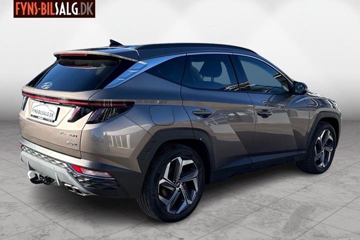 Brun Hyundai Tucson fra 2023