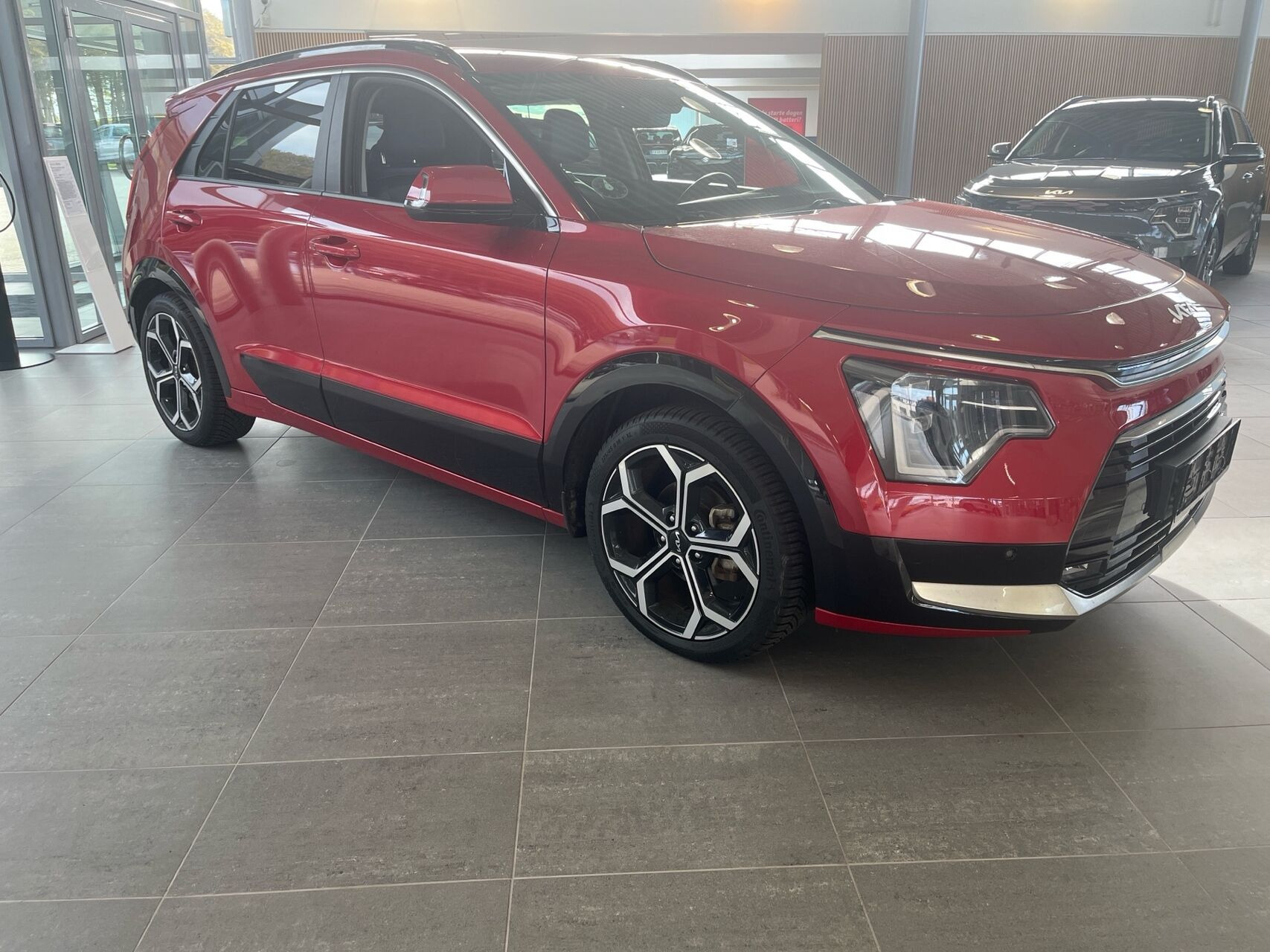 Rød Kia Niro fra 2022
