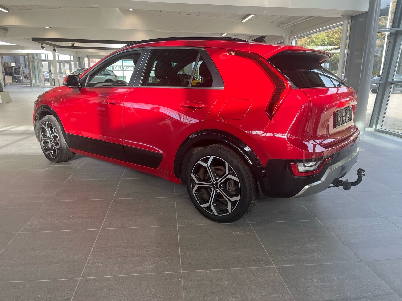 Rød Kia Niro fra 2022
