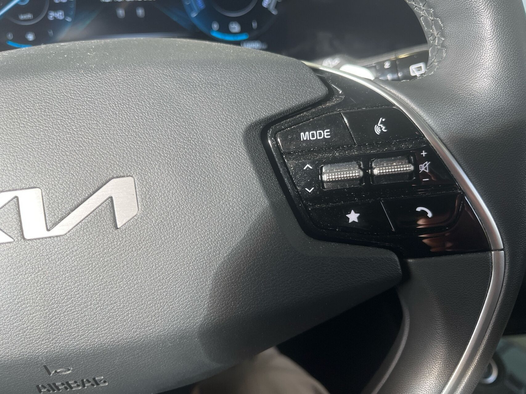 Rød Kia Niro fra 2022