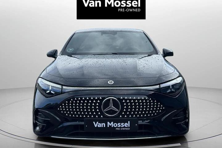 Sort Mercedes CLA250+ fra 2025
